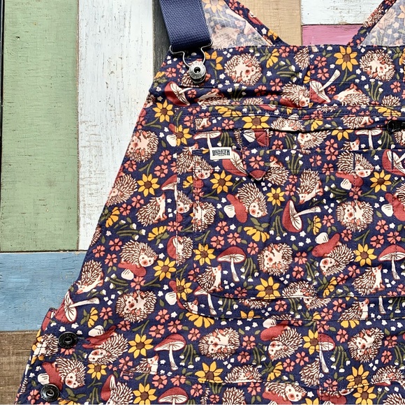 NWT Duluth XL x31” Heirloom Gardening Bib Overalls Dusk Blue Fall Hedgehog Farm - Picture 2 of 10